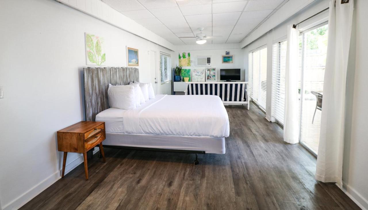 Drop Anchor Resort & Marina 伊斯拉莫拉达 外观 照片