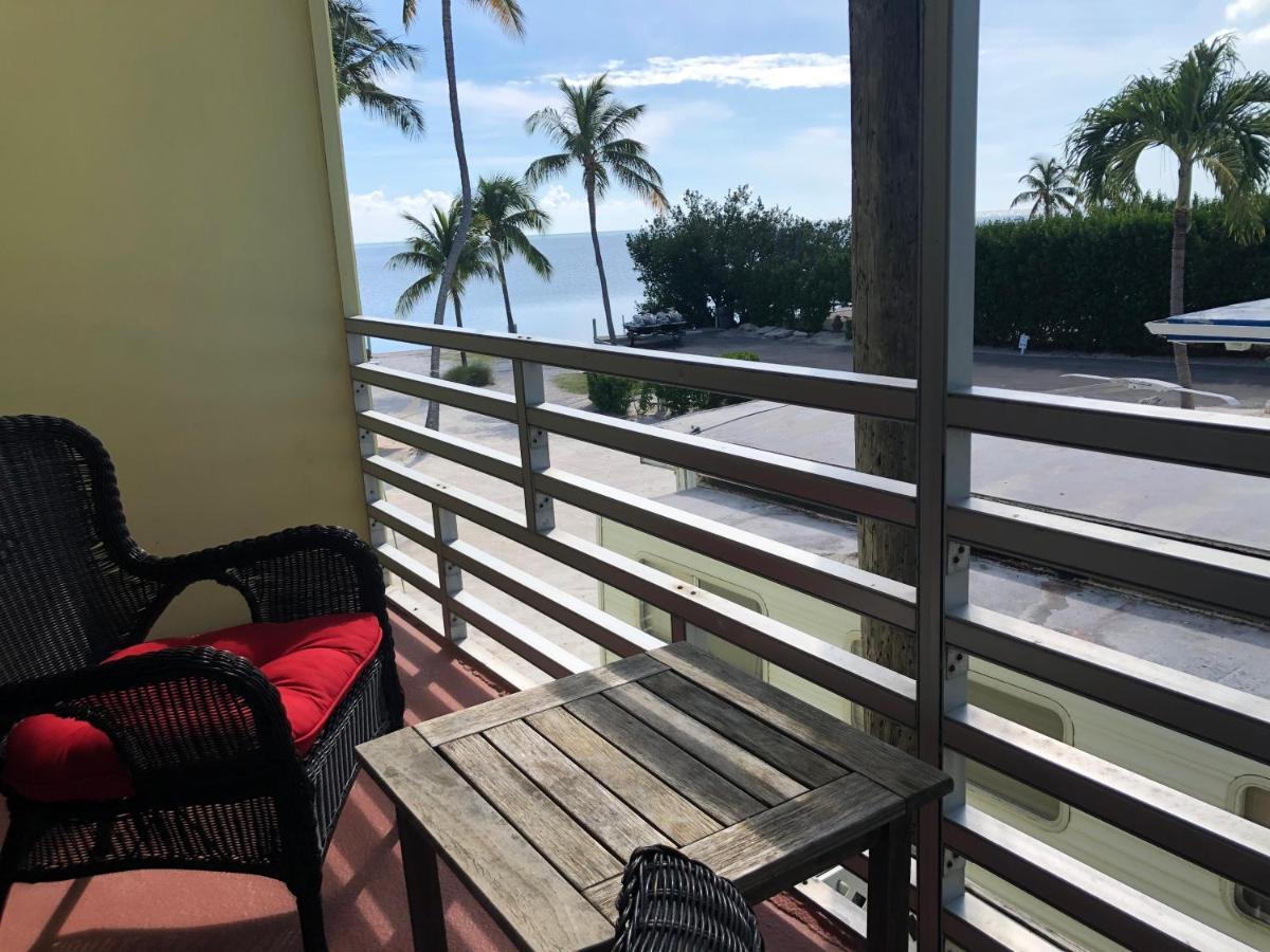 Drop Anchor Resort & Marina 伊斯拉莫拉达 外观 照片